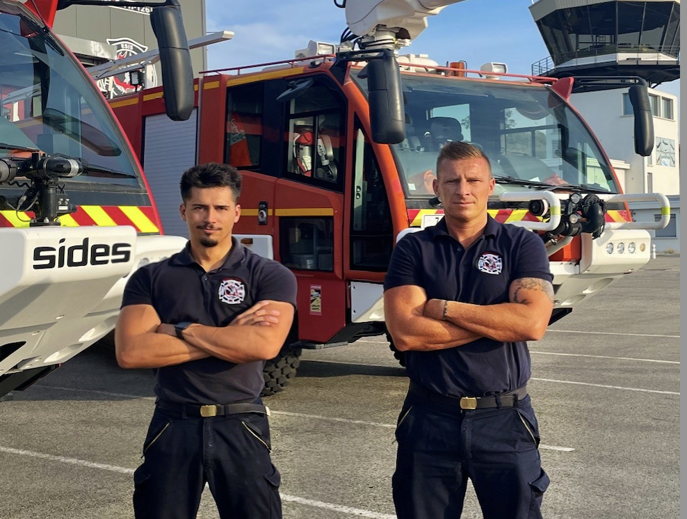 Deux pompiers de la base aérienne de Solenzara rejoint par un ami d'enfance, Pompier de Paris, se sont lancés un défi sportif et humanitaire, avec l'ascension du Kilimandjaro.