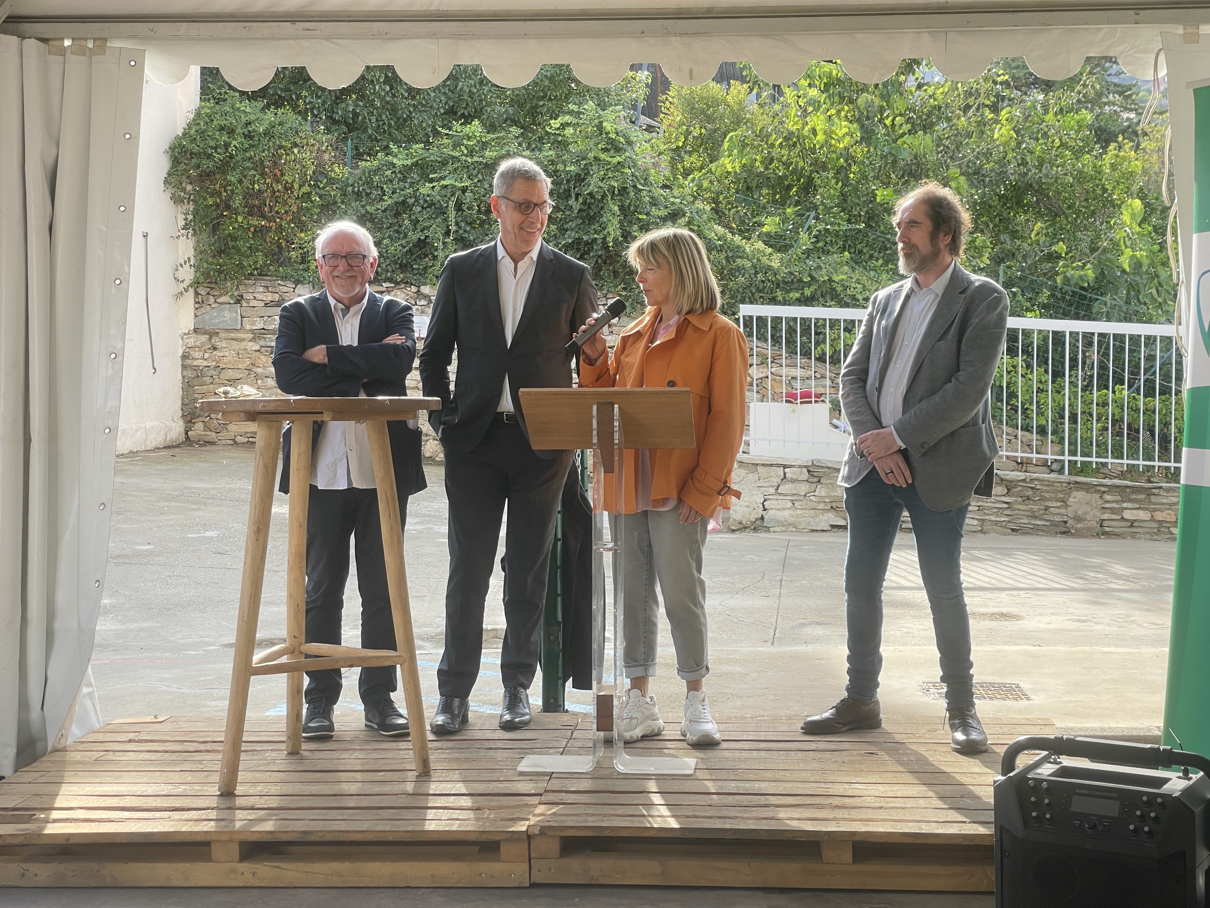 La pouponnière a été inaugurée en présence de Dominique Giovannangeli, le vice-président de l'UMCS, de Pierre Savelli, le maire de Bastia, de Bianca Fazi, la a conseillère exécutive de Corse chargée de la santé et du social et de Jacques-Yves Bonavita, le président de la CAF de Corse (de g à d).