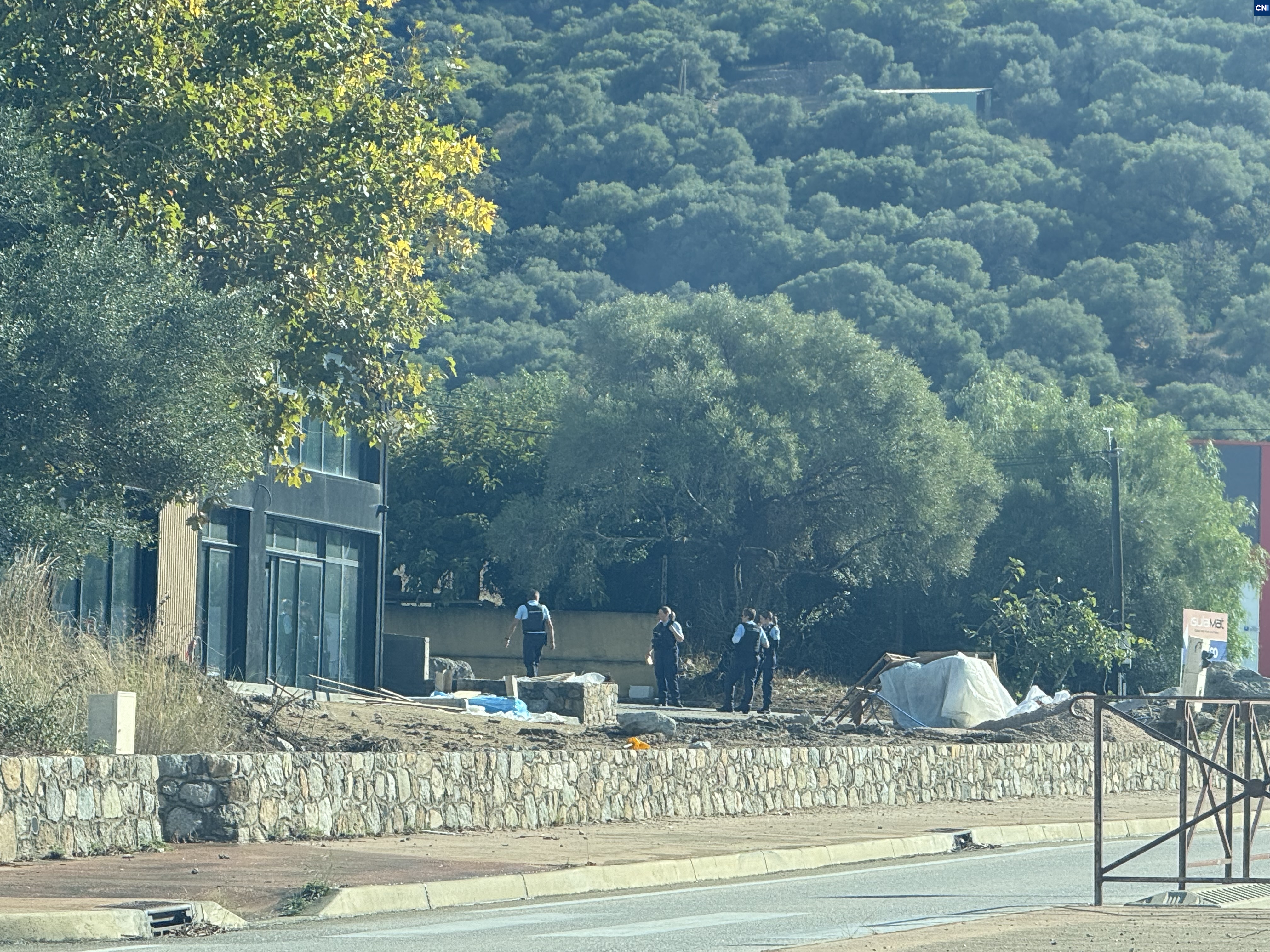 Corbara : Une charge explosive retrouvée devant une boulangerie en construction 