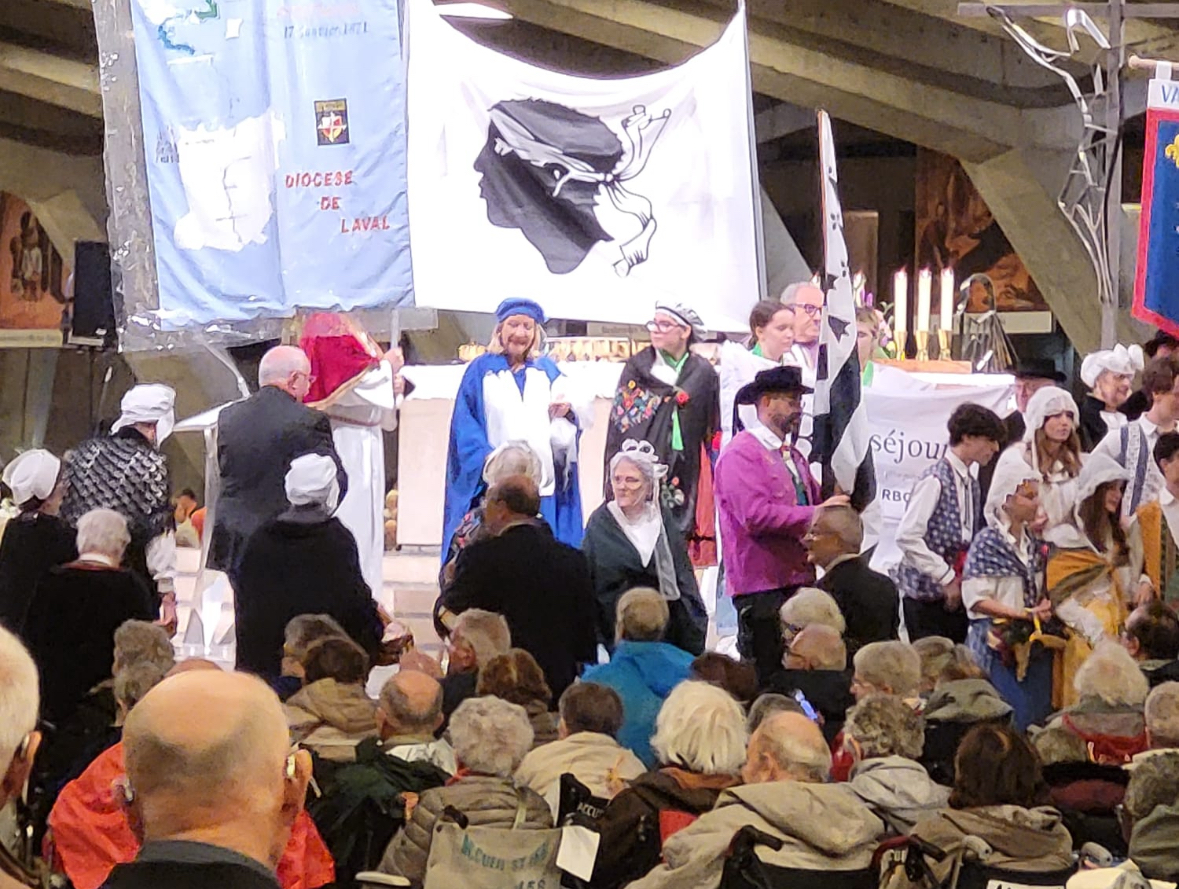 Les Corses en nombre à Lourdes pour le pèlerinage du Rosaire