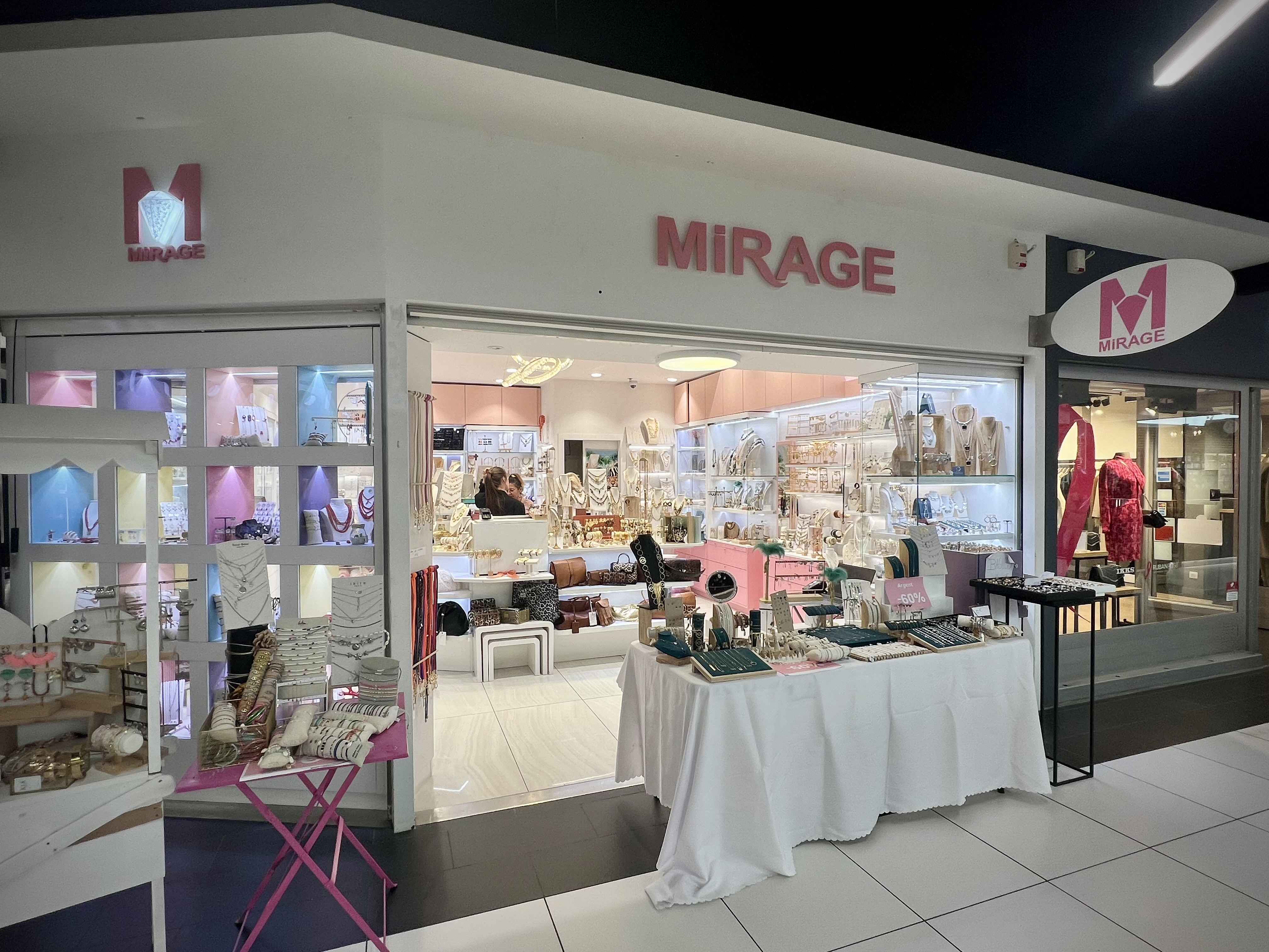 La boutique Mirage située dans la galerie La Rocade à Furiani - Lundi 14 octobre 2024.