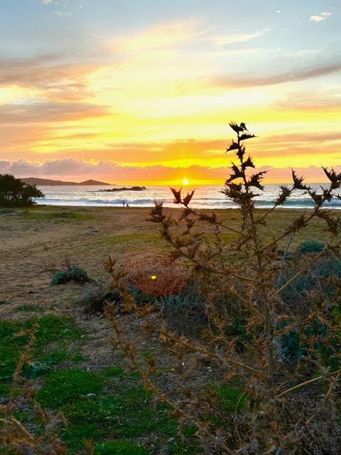 La photo du jour : coucher de soleil sur le golfe du Valincu