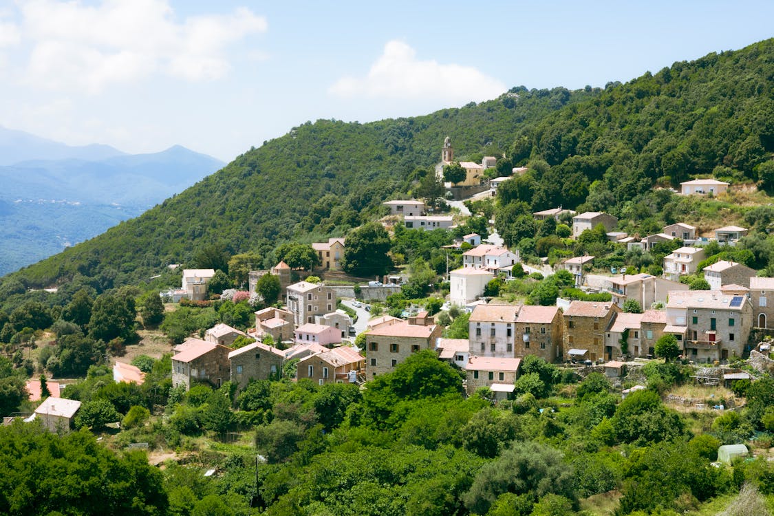 Découvrir la Corse : Les incontournables d'une île aux mille facettes