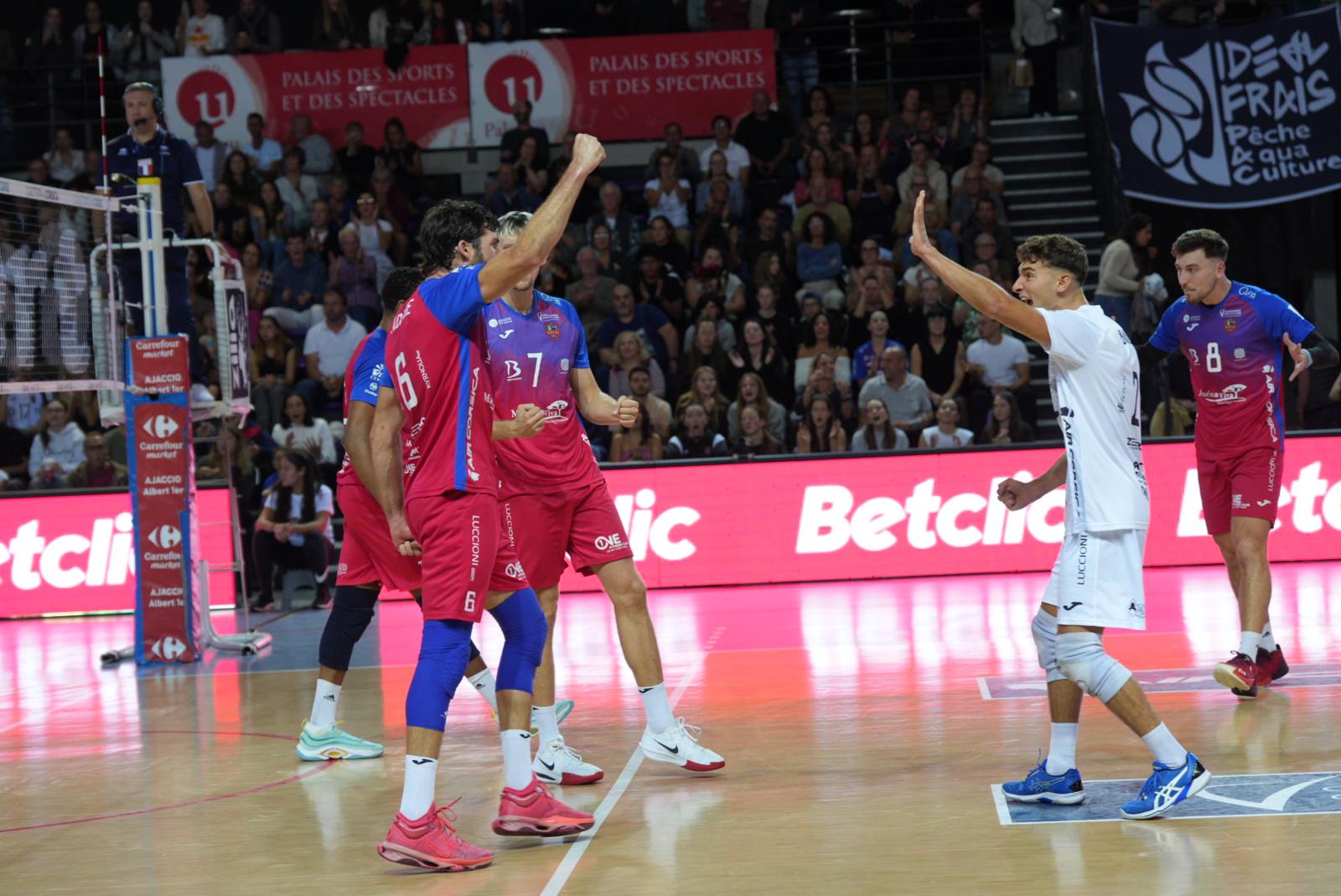 Le GFCA Volley s'est imposé facilement face à Royan (photo : Paule Santoni).