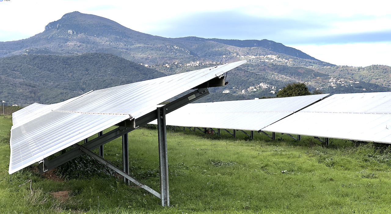 Les panneaux photovoltaïque de Folell'hy à Folelli !@cni)