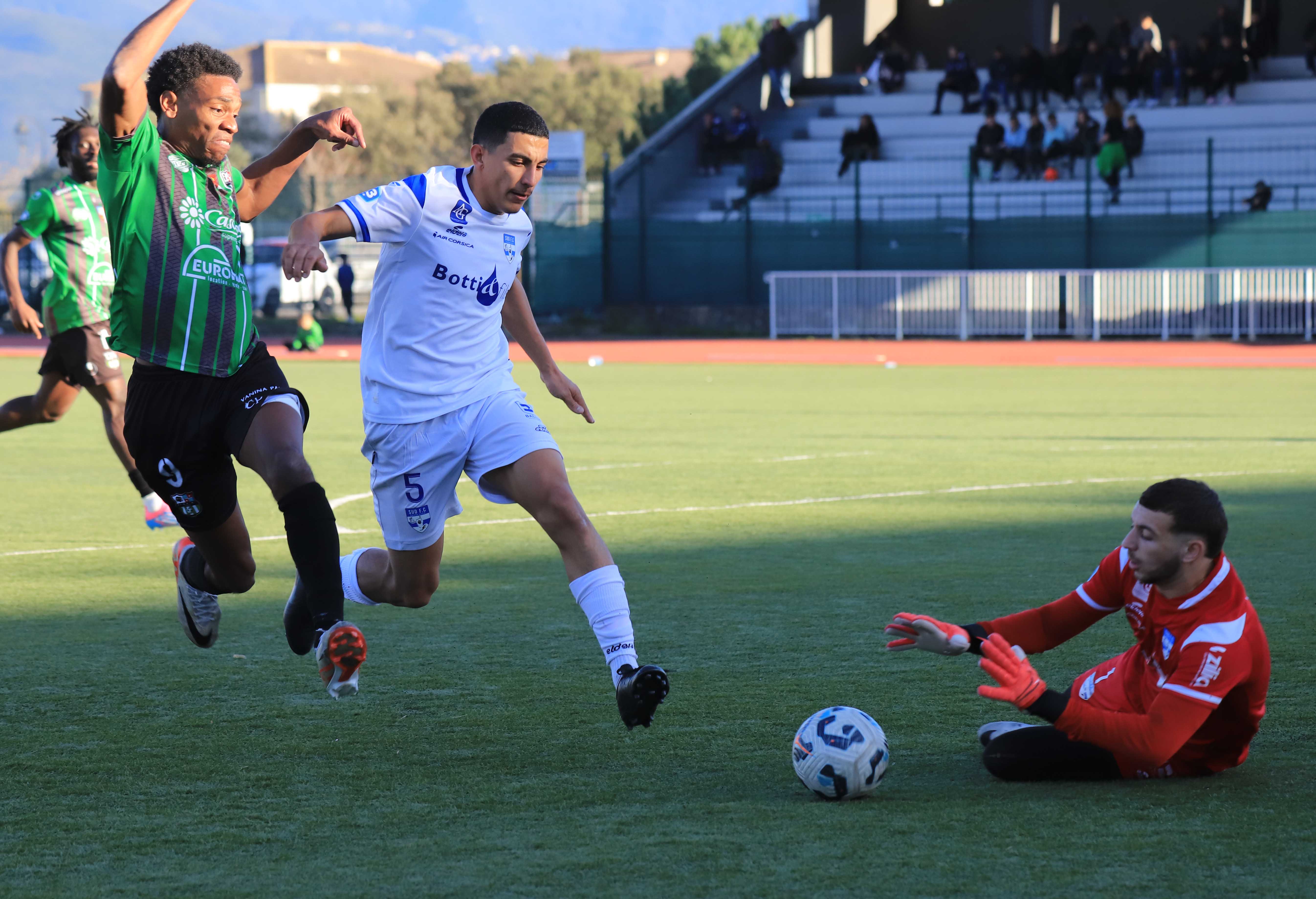 Foot National 3 - Corte partage les points avec le Sud FC