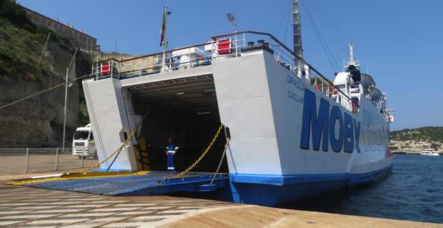 La Moby Lines au départ de Bunifaziu. Photo CNI.