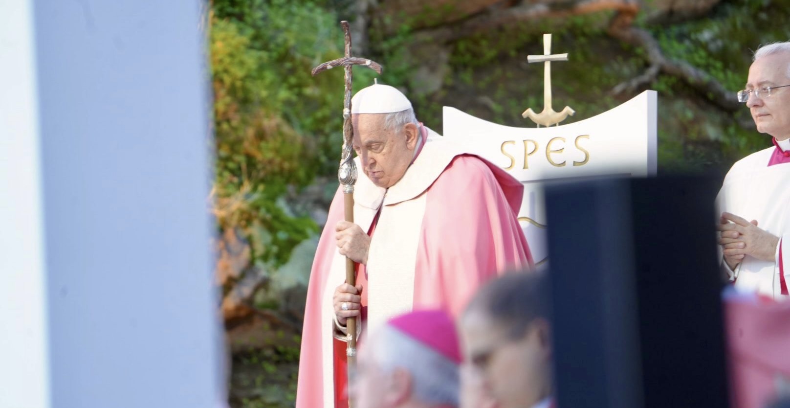 Le pape François préside la Sainte messe à Aiacciu en Corse. Photo Paule Santoni.