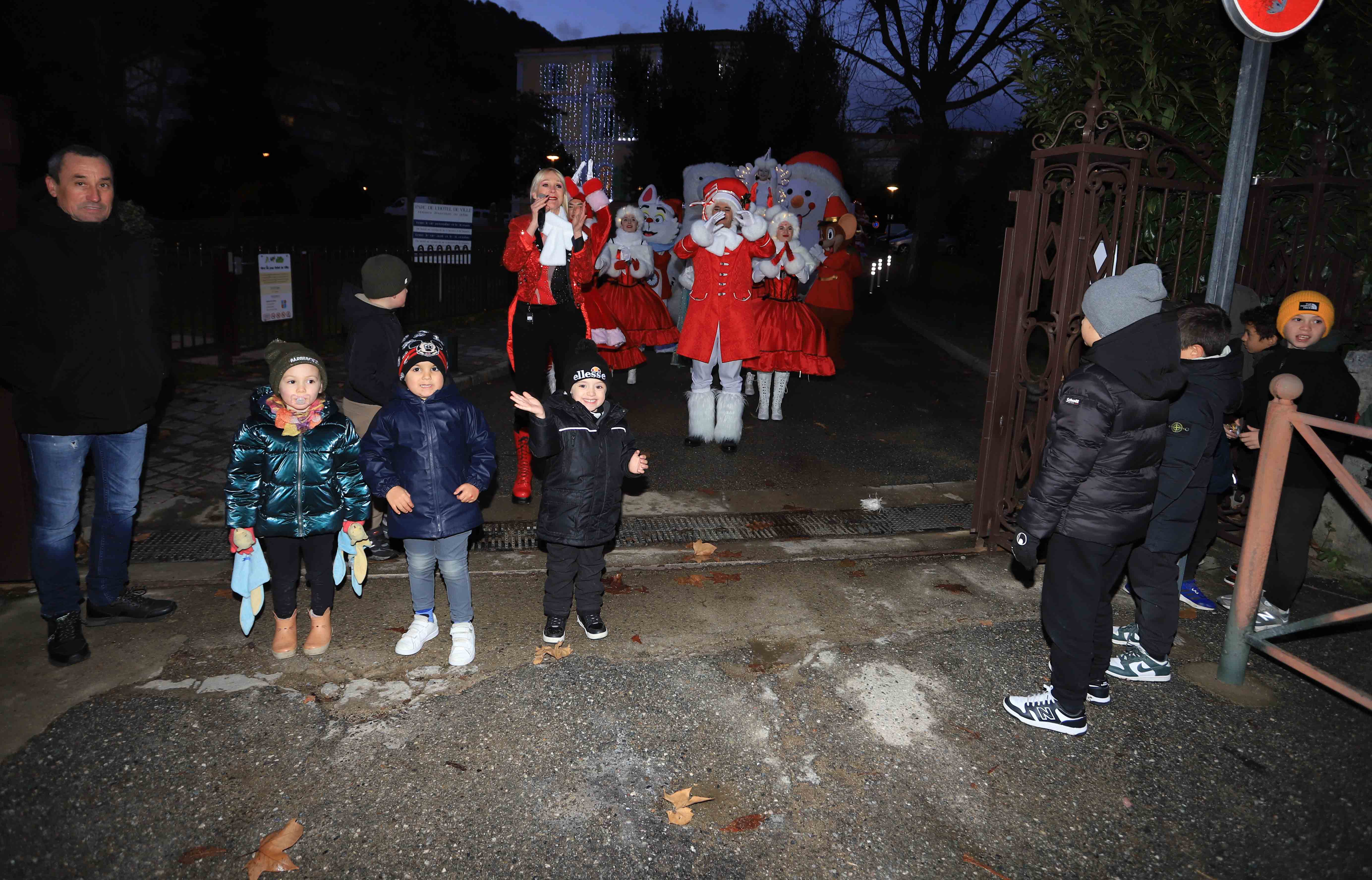 Corte à l’heure de la parade de Noël