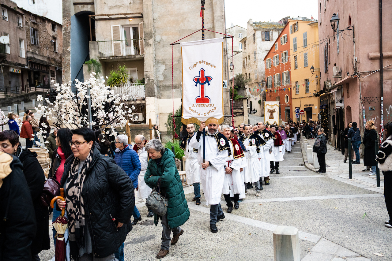 EN IMAGES - A Bastia, l’ouverture de l'Année Sainte rassemble une foule de fidèles 