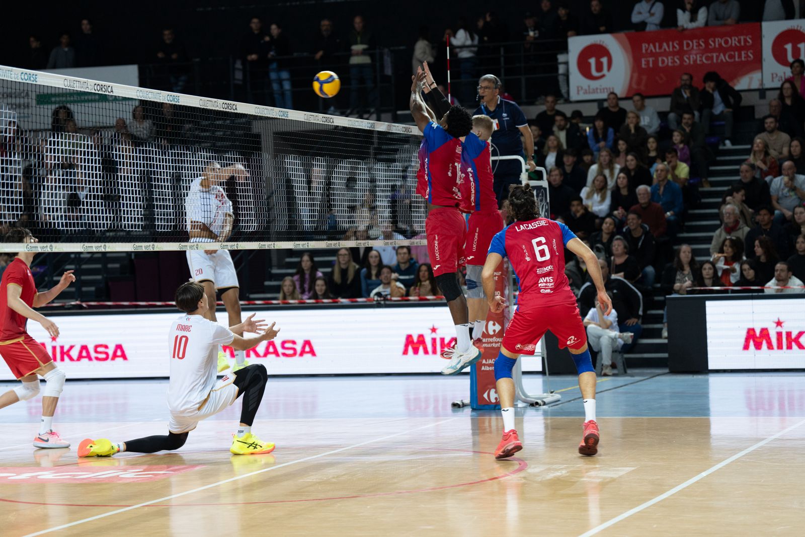 le GFCA Volley s'est facilement imposé à Royan (3-0) (photo Paule Santoni)