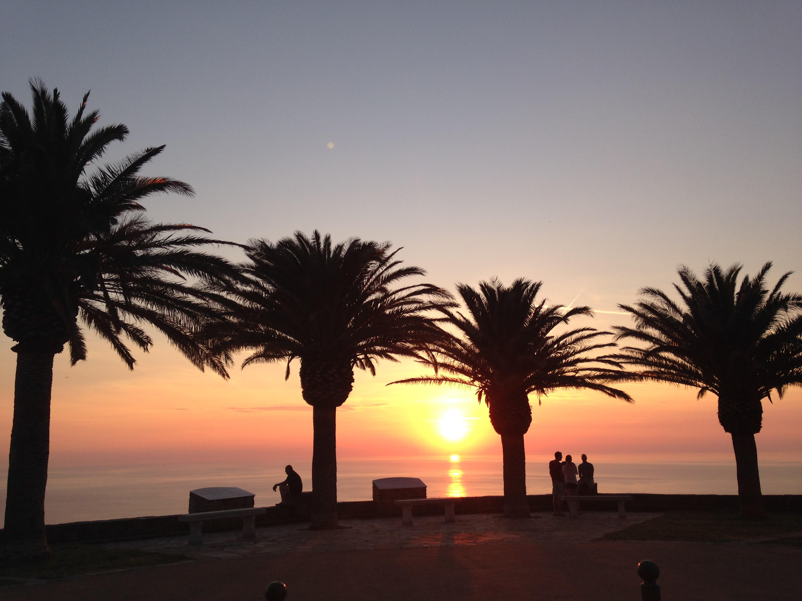 La photo du jour : le soleil plonge à l'horizon de Canari