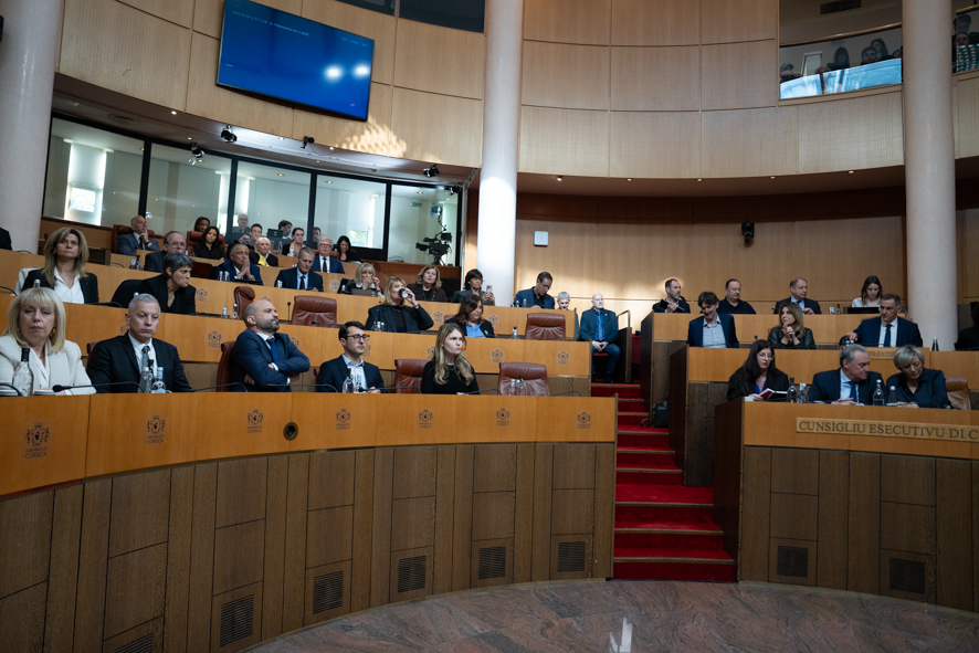 À l’Assemblée de Corse, une union sacrée pour tracer un chemin contre la mafia