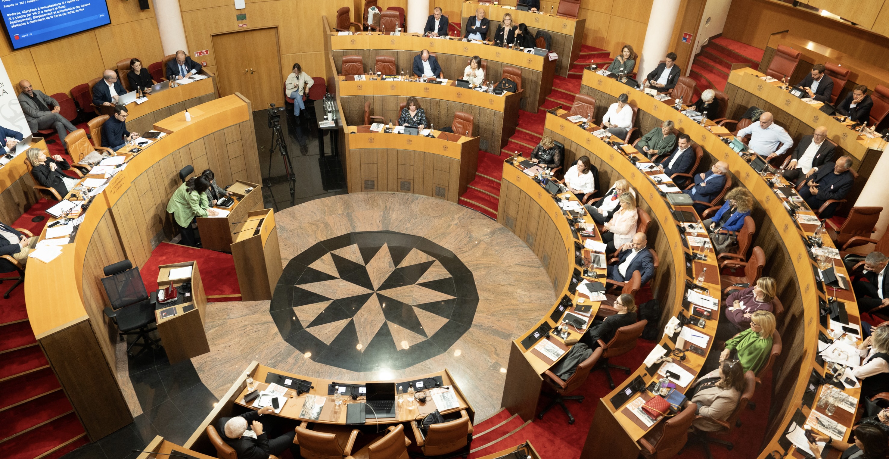 L'hémicycle de l'assemblée de Corse. Photo Paule Santoni.