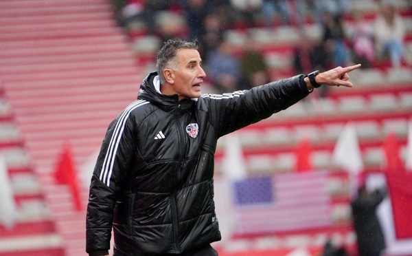 Thierry Debès et les Ajacciens se sont inclinés à domicile face à Guingamp (0-3). (photo Paule Santoni)