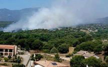 Bastelicaccia : Des habitations menacées par un feu de maquis