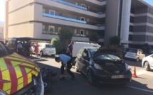 Collision deux-roues - voiture dans le centre-ville de Calvi:  1 blessé