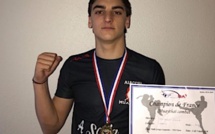 Muay Thaï combat : Stéphane Genta, champion de France