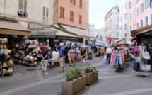 A Ajaccio, les vitrines des commerçants deviennent des œuvres d’art !