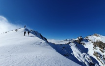 La photo du jour : sur la ligne de crêtes depuis Petra Niella