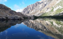 La photo du jour : quand la montagne se reflète dans le lac Cavacciole