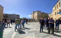 Bastia : les agriculteurs se mobilisent devant la Direction Départementale des Territoires et de la Mer