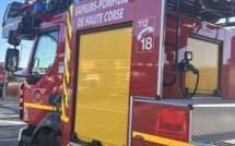 À Saint-Florent, un incendie détruit un poids lourd et endommage un engin de chantier