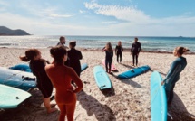 Surf thérapie à Capo di Feno : une approche innovante pour la santé mentale