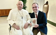 Autobiographie du pape François. Fabio Marchese Ragona : « Lui y a mis son cœur, et moi, ma plume ! »