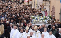 Quel est ce colloque auquel va participer le Pape à Ajaccio ?