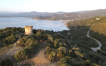 La photo du jour : la tour de la Castagna autrement