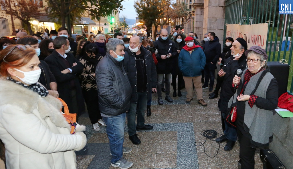 Rassemblement artistes ajaccio.2