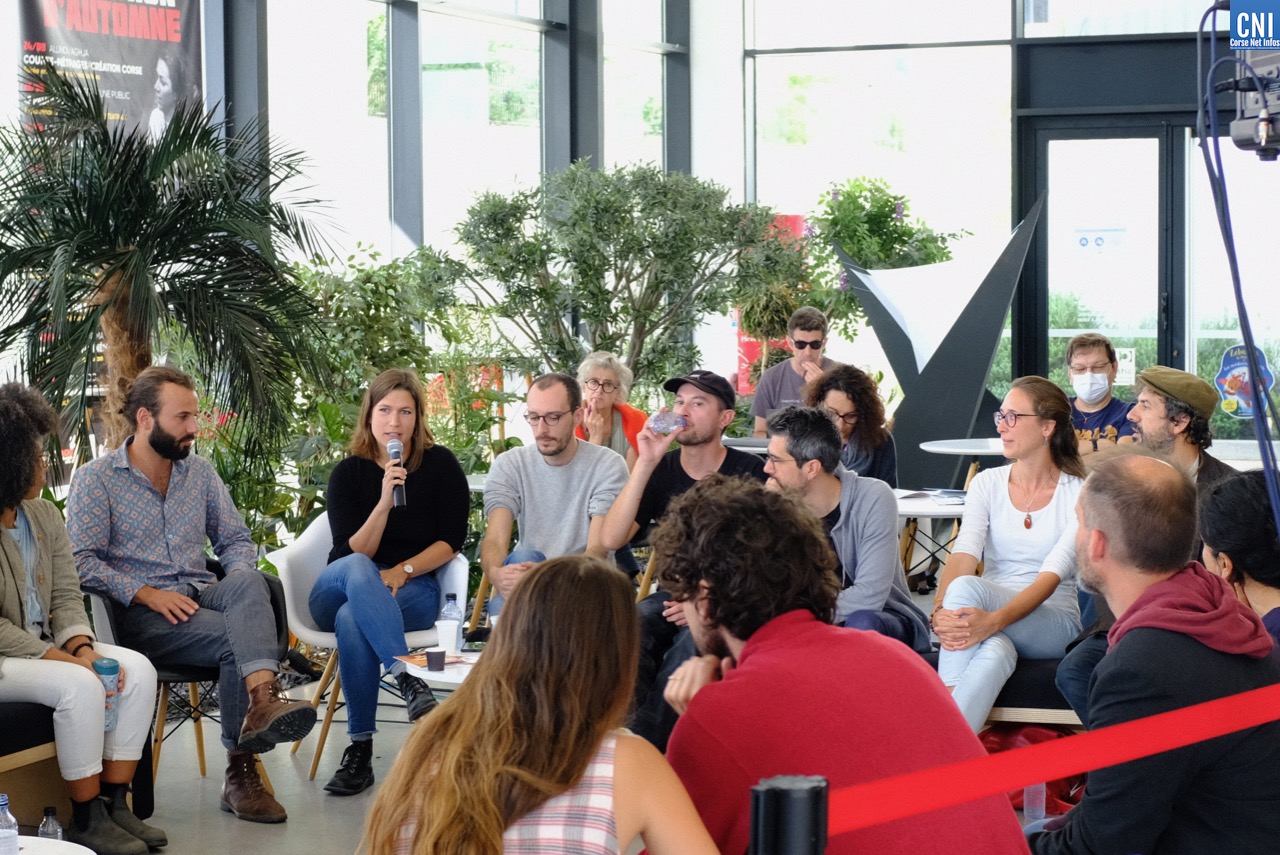 Table ronde de jeunes réalisateurs